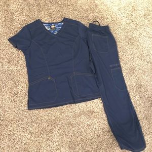 Women’s Dickies Scrub Set
